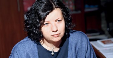 Когда говорят пушки, музы говорят еще громче, — Олеся Островская-Лютая