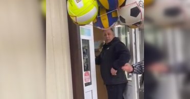 Скандал в Николаевской области: просивший снять флаг Украины с кафе оказался бойцом ВСУ (видео)