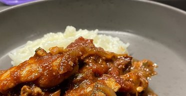 Соковито і дуже смачно: рецепт курки по-грузинськи до вечері