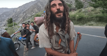Колишня зірка мотоспорту пройшов босоніж понад 6 500 км від Іспанії до Пакистану (відео)