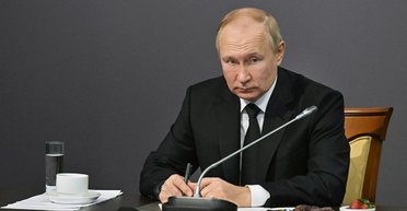 Російські еліти все підлаштують заради миру із Заходом: як іноземні ЗМІ бачать арешт Путіна