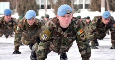 Молдова може вступити до ЄС, зберігши нейтральний статус, — заступник генсека НАТО