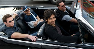 Голливуд орет. Зачем смотреть комедию "Антураж"