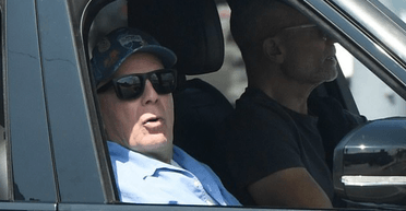 Больного Брюса Уиллиса перевезли из дома: жена актера резко отреагировала на критику