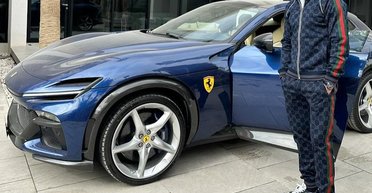 Криштиану Роналду и Златан Ибрагимович пересели на новейшие кроссоверы Ferrari (видео)