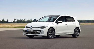 Новый Volkswagen Golf 2024 выходит на рынок: подробности и цены (фото)