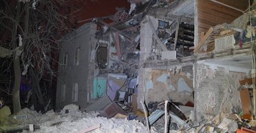 РФ обстріляла Запоріжжя балістикою: є загиблий, поранено 2-місячне немовля (фото, відео)