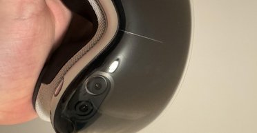 Гаджет по цене авто трескается без причины: стекло Apple Vision Pro разрушается самостоятельно