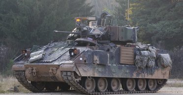 Атаковали БМП с двух сторон: ВСУ повернули позиции вдоль трассы на Харьков, — Bild (карта)