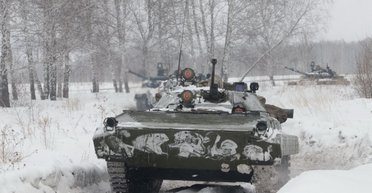 Уничтожаются быстрее, чем изготавливает: РФ может остаться без БМП через 6 месяцев, — Forbes