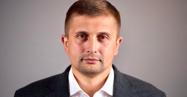 "Розкрадання гуманітарки – це допомога ворогу": нардеп Сергій Козир розповів, як розслідуються такі справи