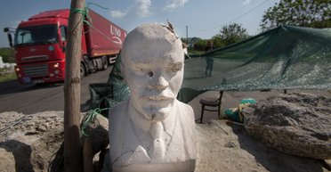 Почему КПУ нужно отправить на свалку истории