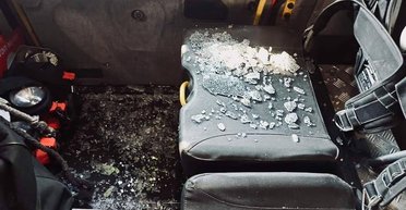 ЗС РФ обстріляли Херсон з артилерії: поранено пасажирів тролейбуса (фото)