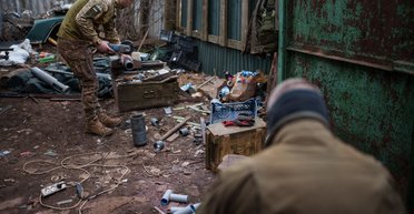 Боеприпасы из болот и водоемов. Как в ВСУ преодолевают "снарядный голод", пока Запад ищет помощь