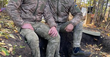 Паспарту и Торпеда. История о настоящей фронтовой дружбе, или Кто держит оборону Бахмута