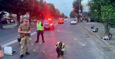 Пятеро пострадавших: в Луцке неизвестные бросили гранату в толпу людей на улице