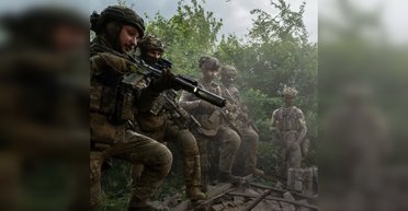 Прикрытие дождей и танков: в "Азове" рассказали, как РФ рвалась на Доброполье и как закрыли прорыв