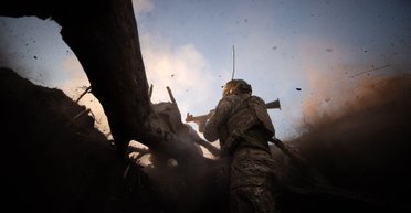 "Лавина" військової допомоги та $20 млрд: США намагаються посилити Україну в останню хвилину, — The Guardian