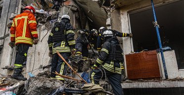 Обвалились шесть этажей дома: в Харькове нашли тело погибшего 15-летнего парня (фото)