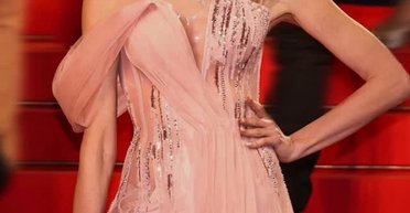 Розбила ніс і переодягалася на парковці: Оля Полякова показала непростий шлях до Канн