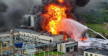 Дрони розбомбили завод у Чебоксарах, який виробляє електрообладнання для ЗС РФ (відео)