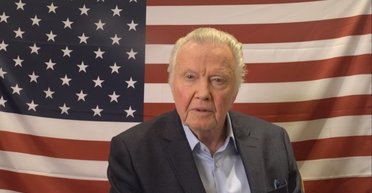 Батько Анджеліни Джолі покаже Трампу, як врятувати Голлівуд