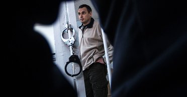 72 конверта. Зачем писать письма украинским политзаключенным в России