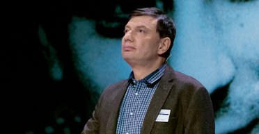 Российская пропаганда работает на "поддержание уровня алкоголя в крови", - социолог Игорь Эйдман