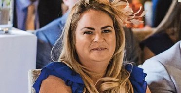 "З мене досить, я залежна": жінка кинула пити і схудла на кілька розмірів (фото)