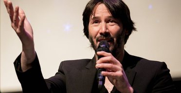 Кіану Рівз випустить свій перший роман: про що буде книга