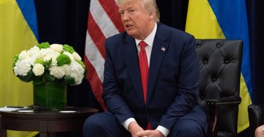 Трамп хочет, чтобы Байден не снимался с президентских выборов: WP назвал причину