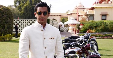 Слон крестника короля Чарльза устроил переполох в дорогом отеле Индии