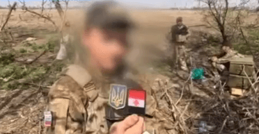 Пропагандисти РФ назвали прапор і герб Удмуртії знаком "канадських найманців" в ЗСУ (відео)