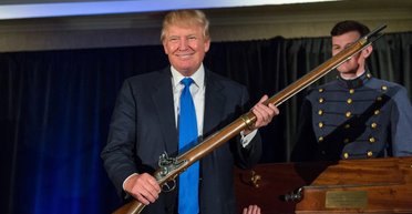 Супергеройська дипломатія Трампа: як президент США опинився у світі Марвел і повірив у нього