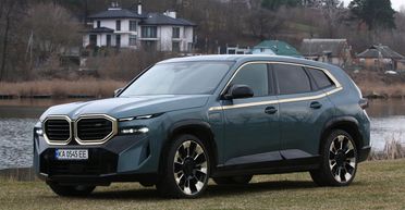 Скоростной великан: тест-драйв нового кроссовера BMW XM