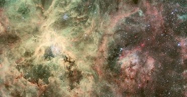 Гіганти космосу, що порушують теорії: яка зірка є найбільшою і наймасивнішою (фото)