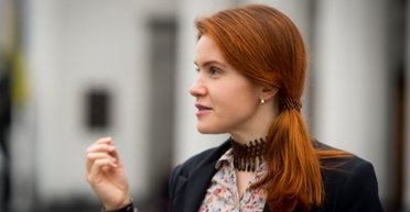 Действует как большевик: Игнат возмутился сообщению Безуглой о премиях и компромате на генералов