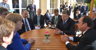 Парижское фиаско Путина. Итоги встречи "нормандской четверки"