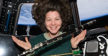 Сигареты, алкоголь и наркотики: как запрещенные вещества попадали на МКС (фото)