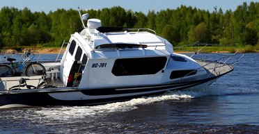 Ночные взрывы в Крыму: бойцы ГУР МО поразили два катера ВС РФ, — источники Фокуса