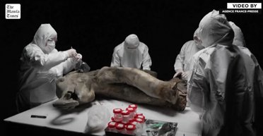 Вчені, які з'їли "піддослідних": вони ризикнули спробувати плутоній, м'ясо мамонта та важку воду (фото)