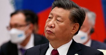 "За все хороше" і нічого конкретно. Чому Китай не їде на саміт миру і взагалі не може бути миротворцем