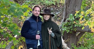 Сводный брат принцессы Дианы тайно женился на бывшей жене Майкла Дугласа