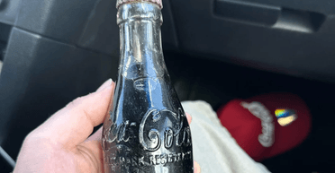 Антиквар знайшов столітню пляшку Coca-Cola і дізнався її справжню ціну (фото)
