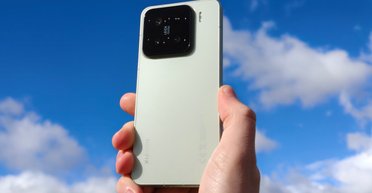 На смартфонах Xiaomi знайшли дивну помилку, але виявилося, що це модна фішка