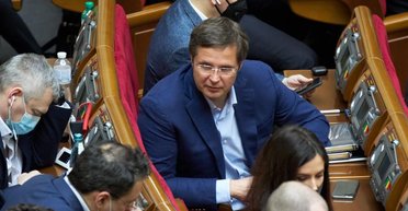 "Нам не по дороге": нардепа Холодова исключили из партии "Слуга народа" (скриншот)