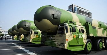 Ядерний союз сусідів: РФ підтримує Китай у нарощуванні стратегічного озброєння