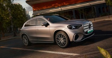 Mercedes представив практичний сімейний електрокросовер із запасом ходу 700 км (фото)