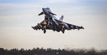 Вместо передачи Украине: Британия ликвидирует свои истребители Eurofighter Typhoon, — СМИ
