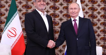 Возможная атака США на Иран: в РФ объяснили, помогут ли Тегерану оружием и солдатами